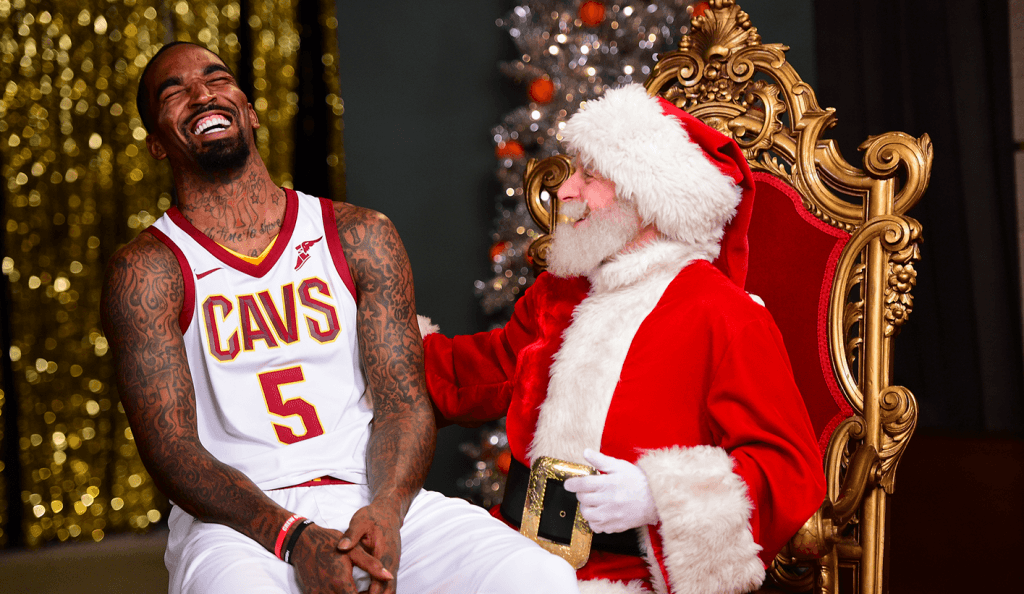 Ballin' around the Christmas Tree : Όταν το NBA φοράει τα γιορτινά του!